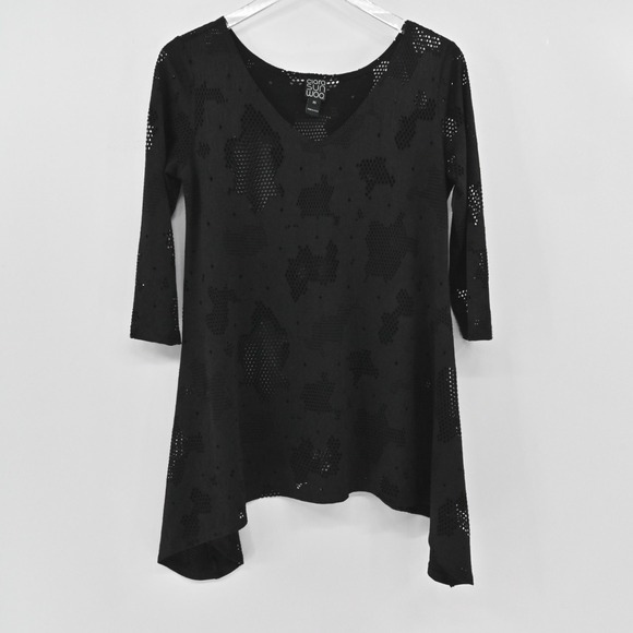 Clara Sun Woo Tops - CLARA SUN WOO Womens Laser Floral Top Size XS Whimsigoth Lace‎ Black Asymmetric